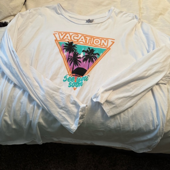 Long sleeve graphic tee - Picture 1 of 3